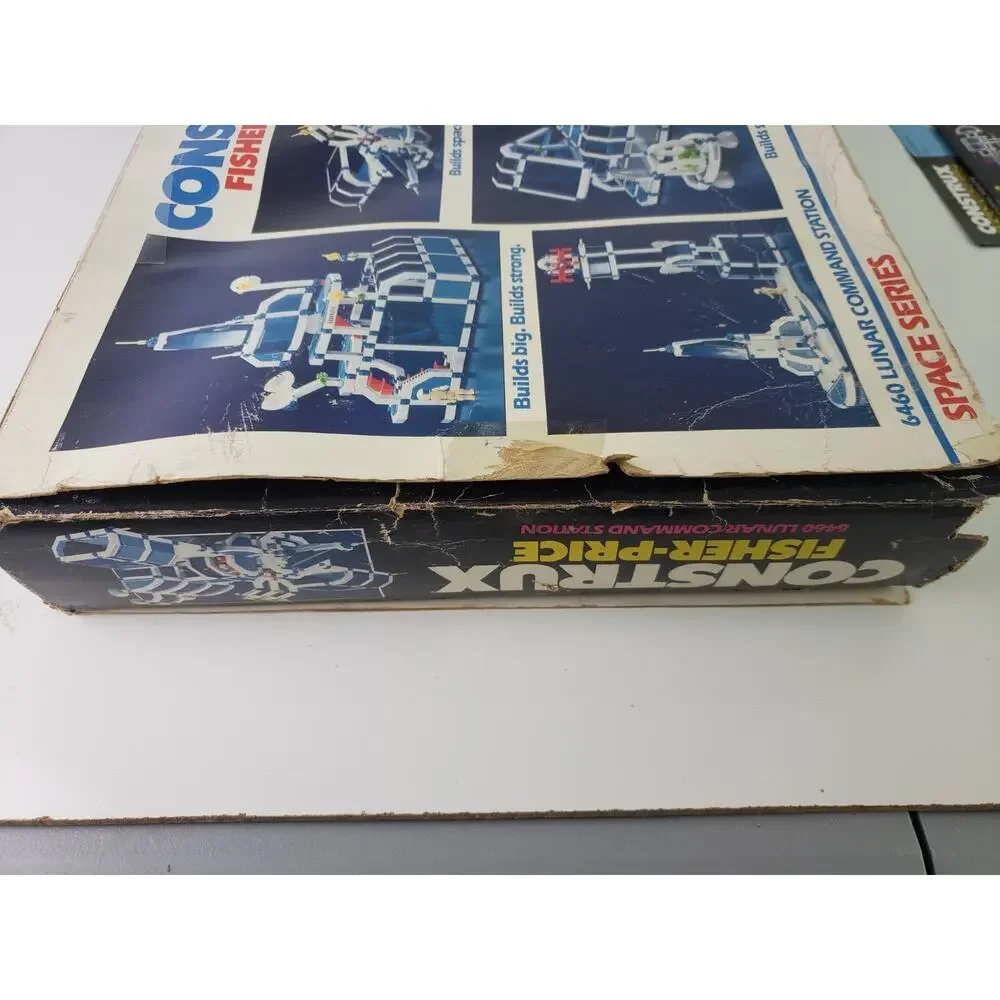 1986 Construx Fisher Price Building 6460 Lunar Command Station Space Serie